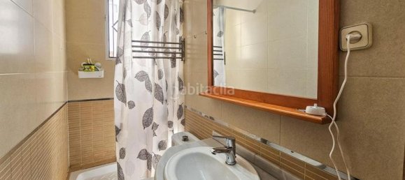 3 bedrooms Apartment in Madrid, Spain No. 170464 21