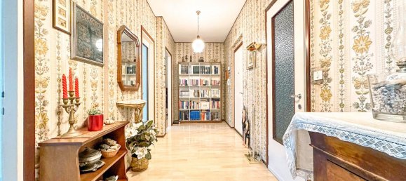 2-salle Appartement à Borgosesia, Italy No. 238187 48