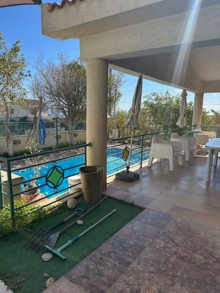 6 bedrooms Villa in Mesa Geitonia, Cyprus No. 19878