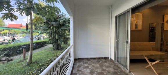 Studio in the Condo in Pattaya, Thailand No. 27488 6