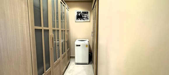 Studio in the Condo in Pattaya, Thailand No. 27488 13