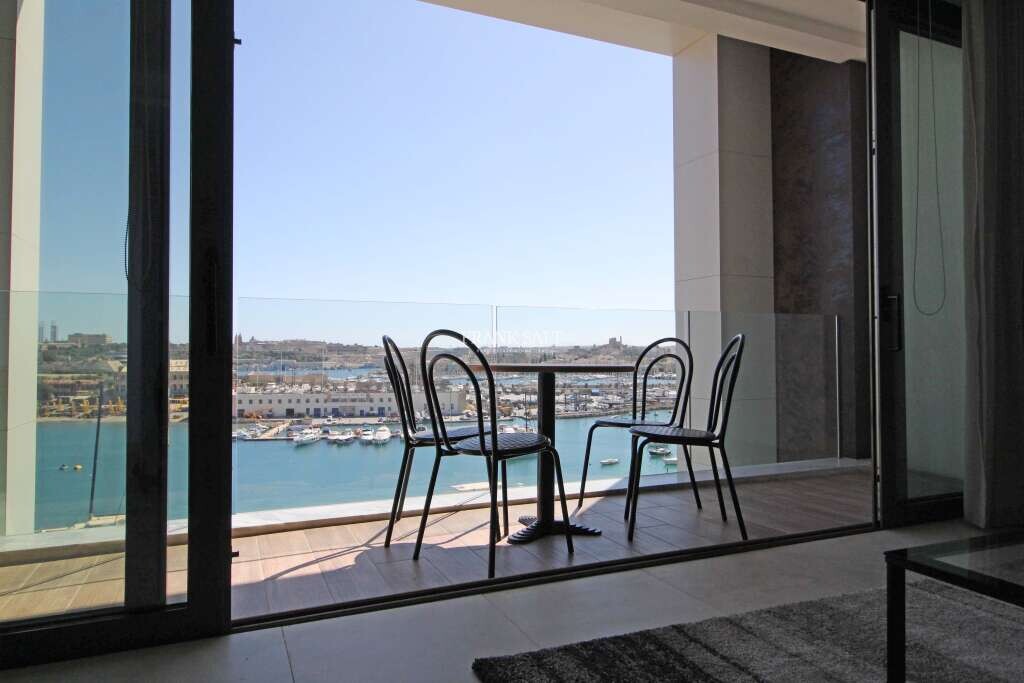 Apartamento de 2 dormitorios en Sliema, Malta No. 4348