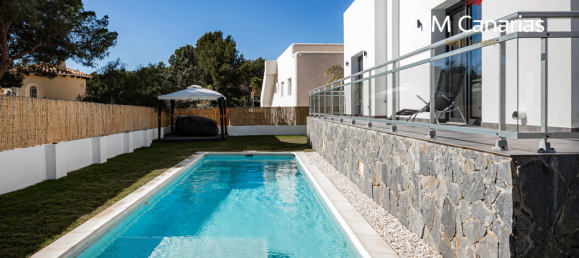 4 Schlafzimmer Villa in Altea La Vella, Spain, Nr. 15108 3