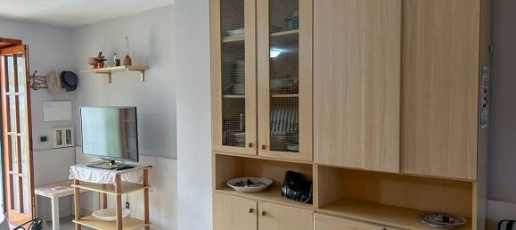 5 rooms House in Sessa Aurunca, Italy No. 34145 4