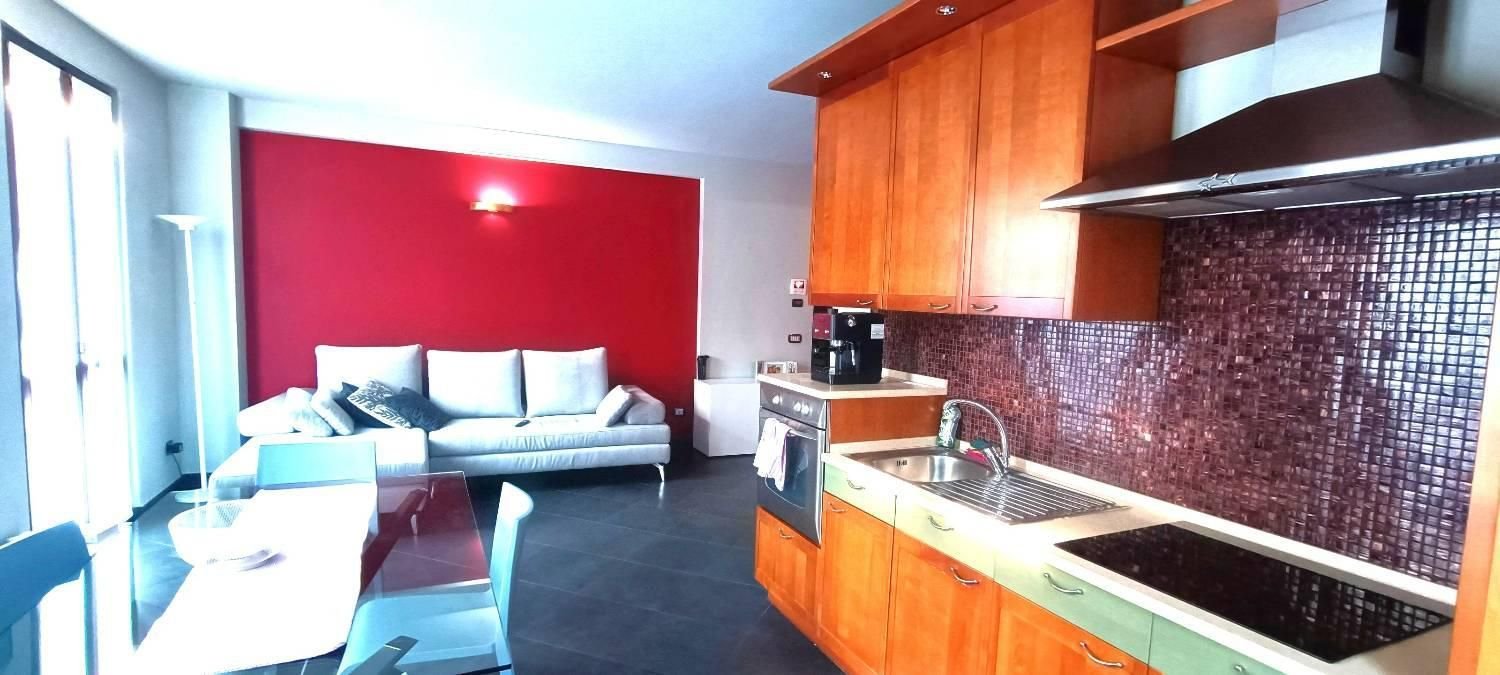 4 chambres Penthouse à Arona, Italy No. 372362