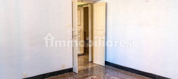 5 bedrooms Apartment in Genoa, Italy No. 116470 12