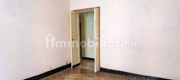 5 bedrooms Apartment in Genoa, Italy No. 116470 5