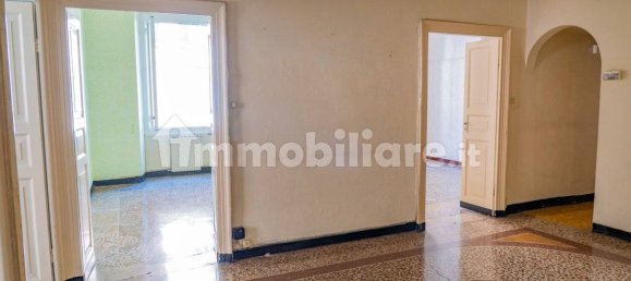 5 bedrooms Apartment in Genoa, Italy No. 116470 16