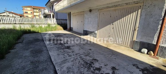 6 غرف نوم فيلا في Foglizzo, Italy رقم 264471 17