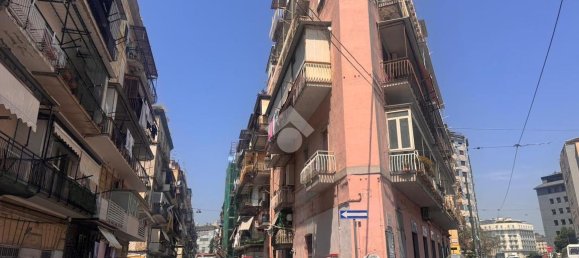 2 rooms Apartment in Naples, Italy No. 104114 5