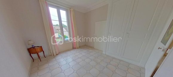 Casa de 4 dormitorios en Villeneuve-la-Guyard, France No. 357095 8