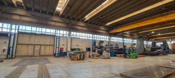 3480m² Commercial property in Aicurzio, Italy No. 221606 5