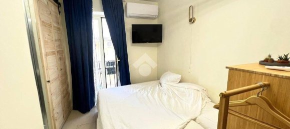 Studio à Naples, Italy No. 34112 20