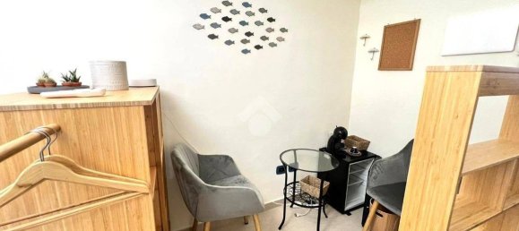 Studio à Naples, Italy No. 34112 38