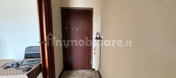 1 bedroom Apartment in Brescia, Italy No. 301944 3