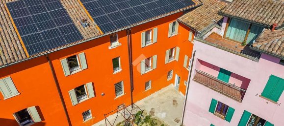 4 rooms Apartment in Correggio, Italy No. 38007 3