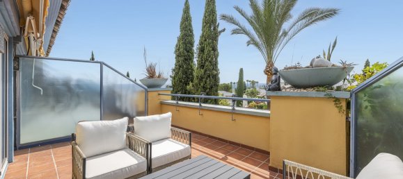 3 Schlafzimmer Penthouse in Marbella, Spain, Nr. 93109 2