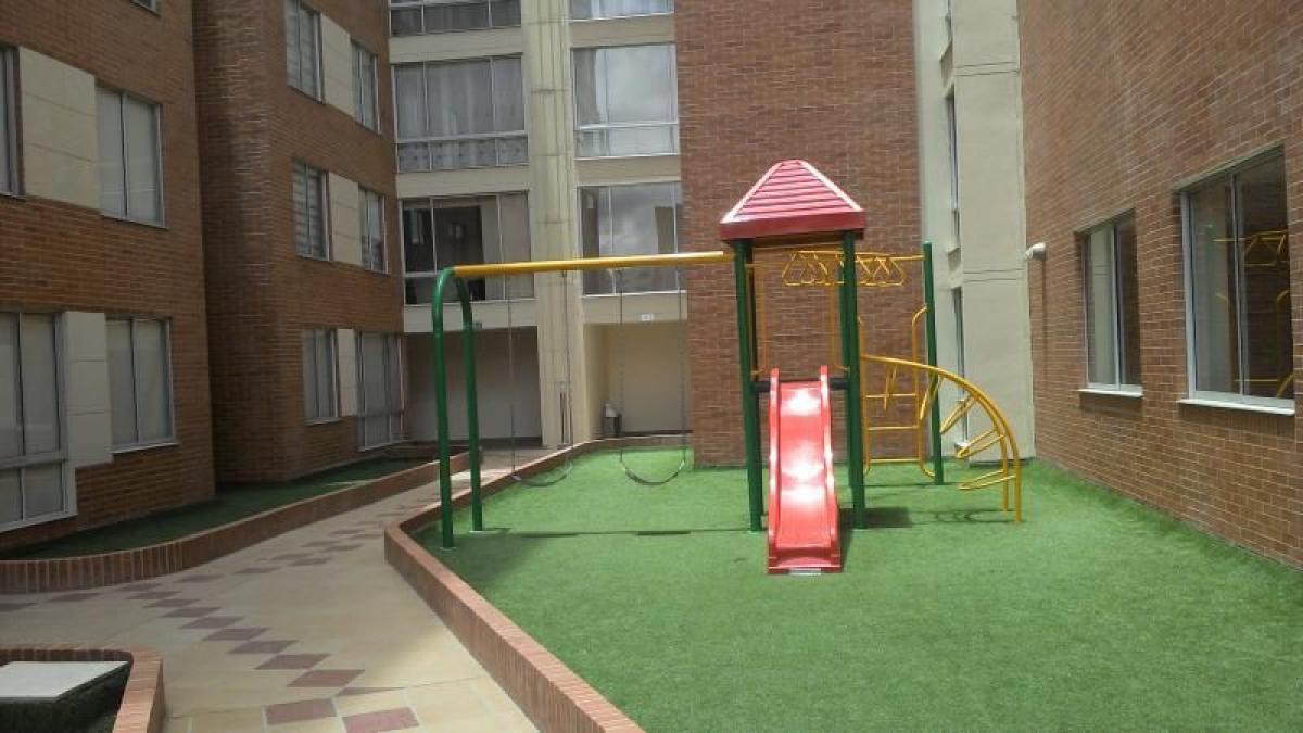 3 bedrooms House in Bogota, Colombia No. 12414