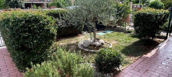 3 Schlafzimmer Doppelhaus in Bomporto, Italy, Nr. 297395 9