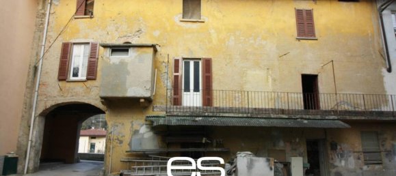 5-Zimmer Haus in La Valletta Brianza, Italy, Nr. 42594 9