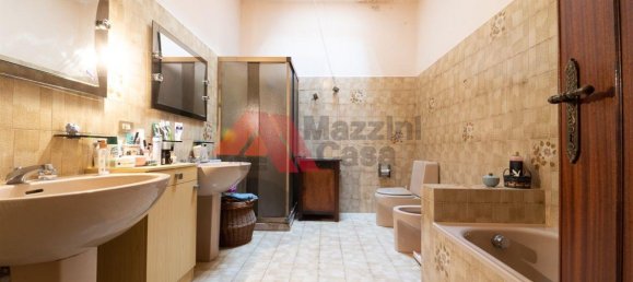 8-Zimmer Haus in Ravenna, Italy, Nr. 33079 7