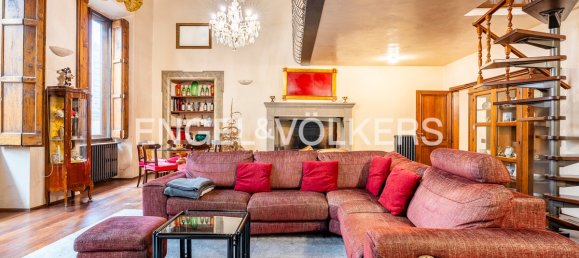 3 bedrooms Apartment in Florence, Italy No. 131933 4