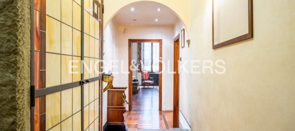 3 bedrooms Apartment in Florence, Italy No. 131933 20