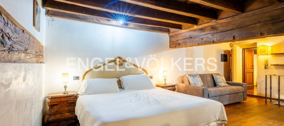 3 bedrooms Apartment in Florence, Italy No. 131933 22