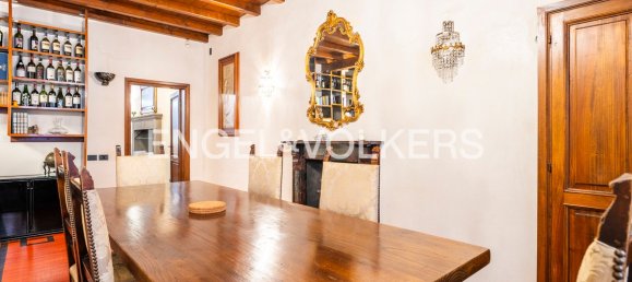 3 bedrooms Apartment in Florence, Italy No. 131933 15