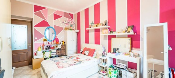 Квартира с 4 комнатами в Бра, Италия № 93011 24