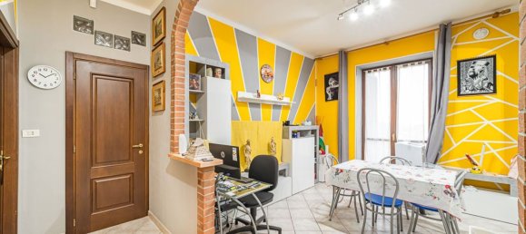 Квартира с 4 комнатами в Бра, Италия № 93011 8