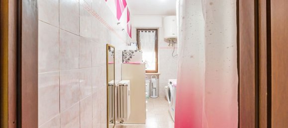 Квартира с 4 комнатами в Бра, Италия № 93011 33