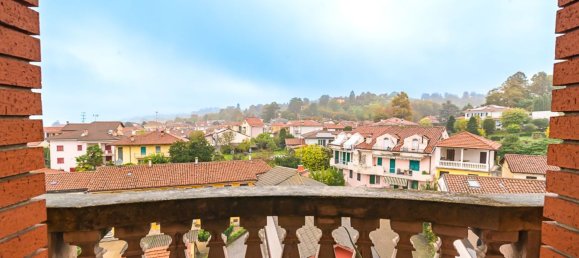 Квартира с 4 комнатами в Бра, Италия № 93011 37