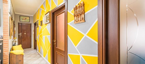 Квартира с 4 комнатами в Бра, Италия № 93011 4