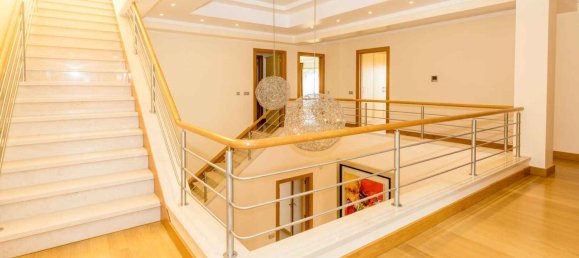 4 bedrooms Villa in Albufeira, Portugal No. 25680 7