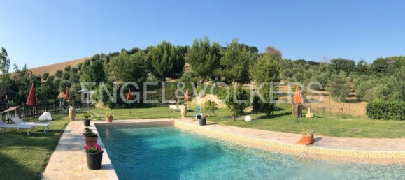 9 bedrooms Villa in Recanati, Italy No. 64748 2