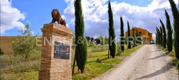 9 bedrooms Villa in Recanati, Italy No. 64748 34