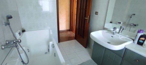 6 rooms Duplex in Rivoli, Italy No. 148623 16