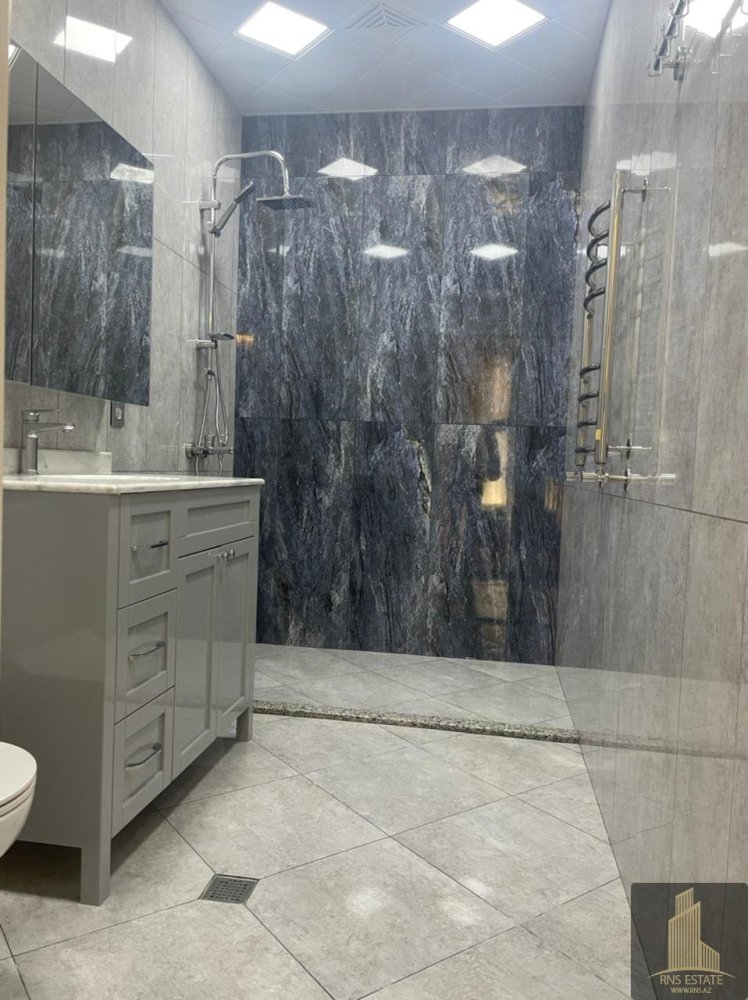 Квартира с 3 спальнями в Хатаинский район, Азербайджан № 2121