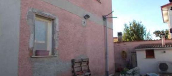 Apartamento de 8 habitaciónes en Ardea, Italy No. 194456 3