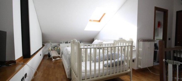 2-salle Penthouse à Senago, Italy No. 37535 11