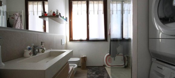 2-salle Penthouse à Senago, Italy No. 37535 15