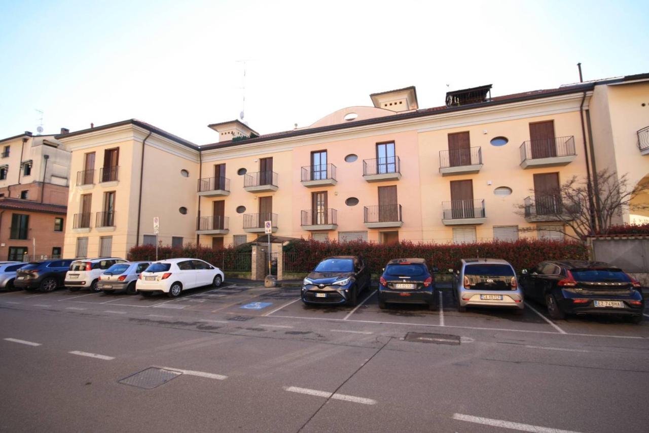 2-salle Penthouse à Senago, Italy No. 37535