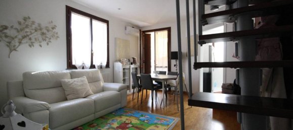 2-salle Penthouse à Senago, Italy No. 37535 6