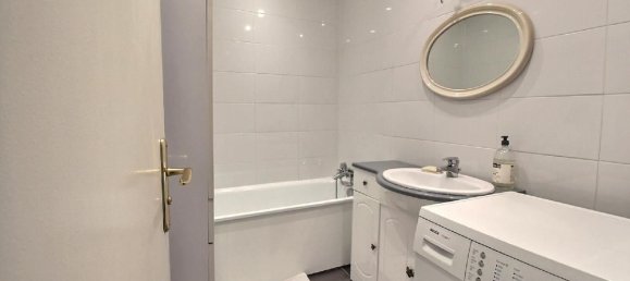 3 bedrooms Apartment in Fontenay-le-Fleury, France No. 188589 6