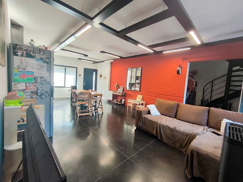 Casa de 2 dormitorios en Saint-Venant, France No. 240884