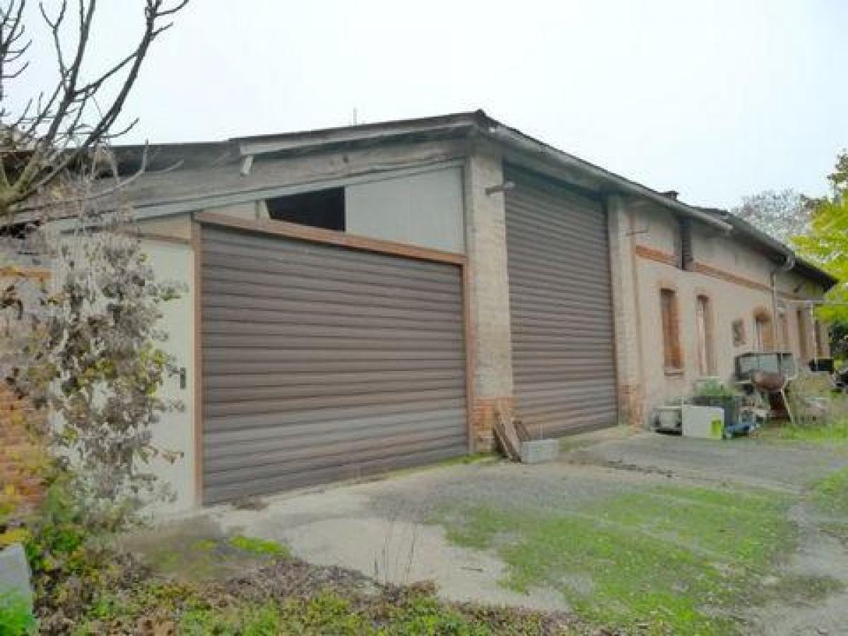 2 bedrooms Farm in Verfeil, France No. 19557