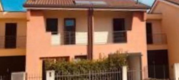 5 rooms House in Castelfranco Veneto, Italy No. 218661 6