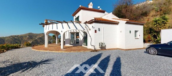 3 bedrooms House in Arenas, Spain No. 131051 50
