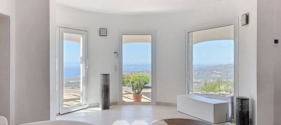 3 bedrooms House in Arenas, Spain No. 131051 7